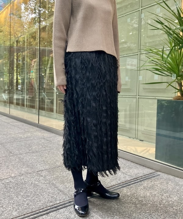 松元 晴佳さんの「BEAMS WOMEN｜サイドジップ リブ プルオーバー ニット .M」を使ったコーディネート