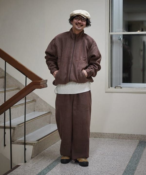 BAKU(東江 漠)さんの「BEAMS WOMEN｜【別注】Champion / Fleece Stand Zip Jacket」を使ったコーディネート