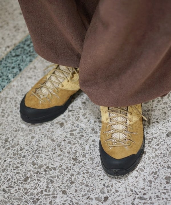 BAKU(東江 漠)さんの「BEAMS WOMEN｜【別注】Champion / Fleece Stand Zip Jacket」を使ったコーディネート