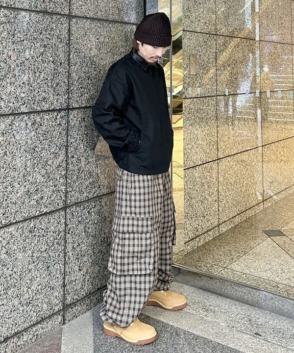 吉田 洸輝さんの「BEAMS WOMEN｜3トーン アクリル ビーニー」を使ったコーディネート