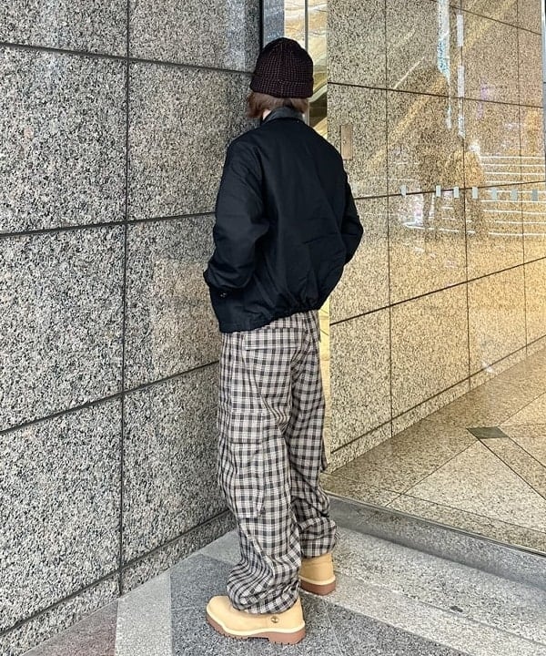 吉田 洸輝さんの「BEAMS WOMEN｜3トーン アクリル ビーニー」を使ったコーディネート