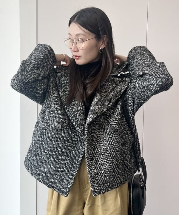 隈元 楓さんの「BEAMS WOMEN｜ループツイード ピーコート」を使ったコーディネート