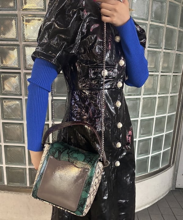 山本 里南さんの「BEAMS WOMEN｜14ゲージ リブ タートル ネック ニット」を使ったコーディネート