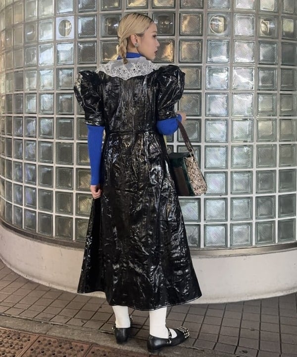 山本 里南さんの「BEAMS WOMEN｜14ゲージ リブ タートル ネック ニット」を使ったコーディネート