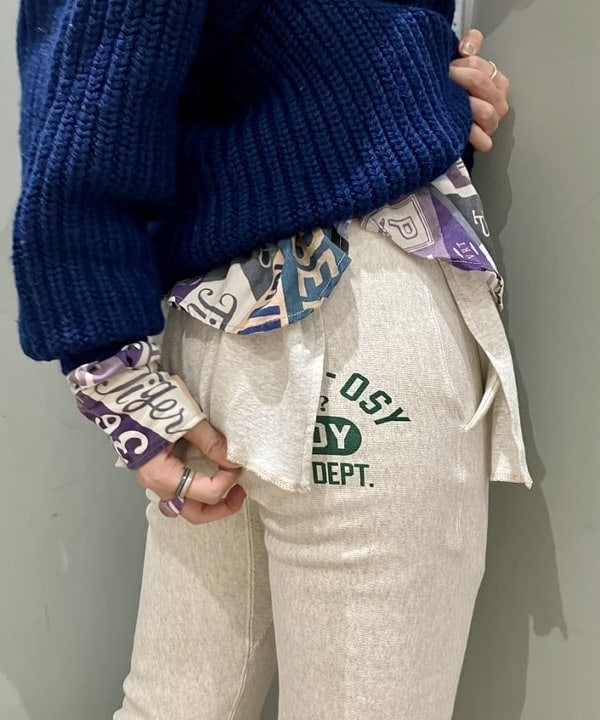 小原 もこさんの「BEAMS WOMEN｜リバーシブル ダウン ジャケット」を使ったコーディネート