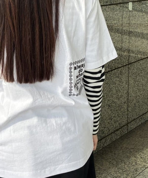 amiriさんの「BEAMS WOMEN｜ワイドストレート ウィンドストップ スウェットパンツ」を使ったコーディネート