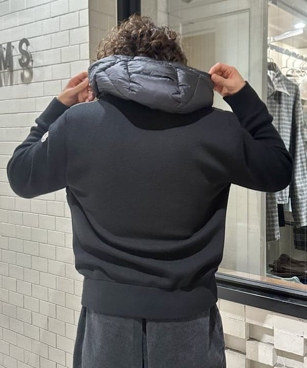 Kellyさんの「BEAMS WOMEN｜ワイドテーパード ウェービング  コーデュロイパンツ」を使ったコーディネート