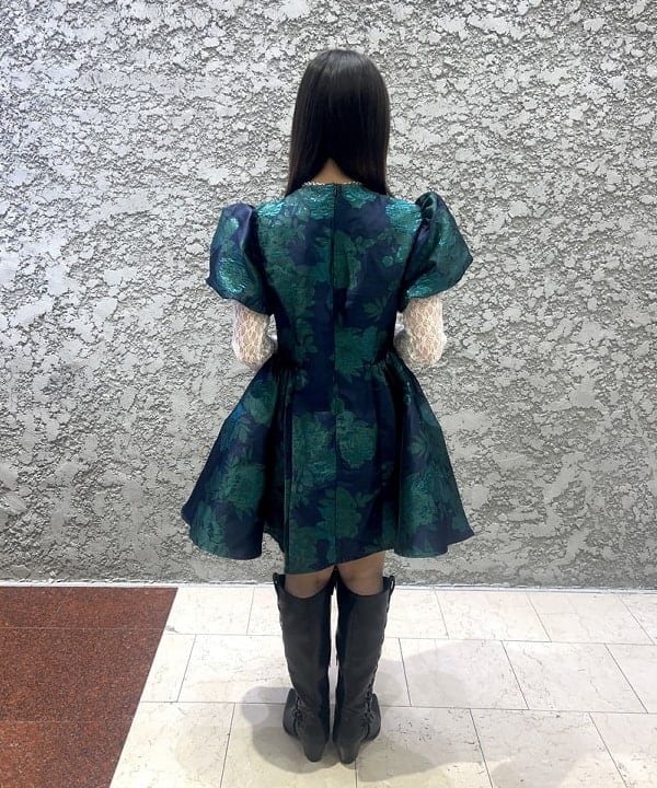 みゆうさんの「BEAMS WOMEN｜ストレッチレース クルーネック Tシャツ」を使ったコーディネート