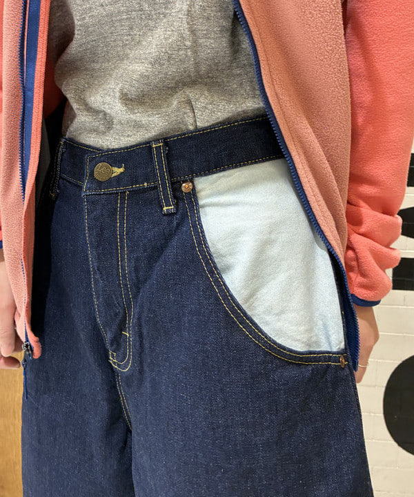 キラリさんの「BEAMS WOMEN｜【別注】Lee &times; maturely / カット オフ ワイド ショートパンツ」を使ったコーディネート