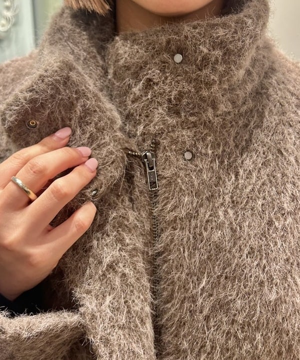 ナカノ アイさんの「BEAMS WOMEN｜シャギースタンド カラー ハーフ コート」を使ったコーディネート