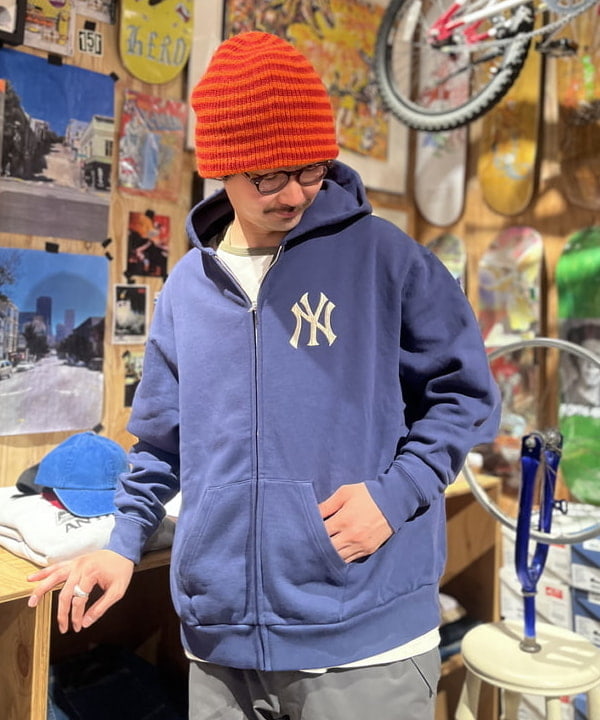 BAKU(東江 漠)さんの「BEAMS WOMEN｜【別注】テーラー東洋 / ZIPUP HOODIE」を使ったコーディネート