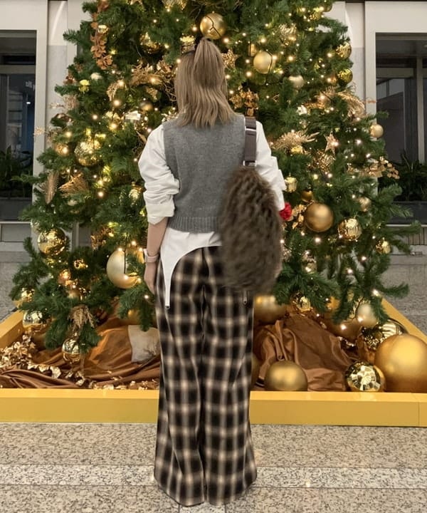 まゆちゃんさんの「BEAMS WOMEN｜ガーターベルト シャツ」を使ったコーディネート