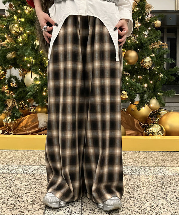 まゆちゃんさんの「BEAMS WOMEN｜ガーターベルト シャツ」を使ったコーディネート