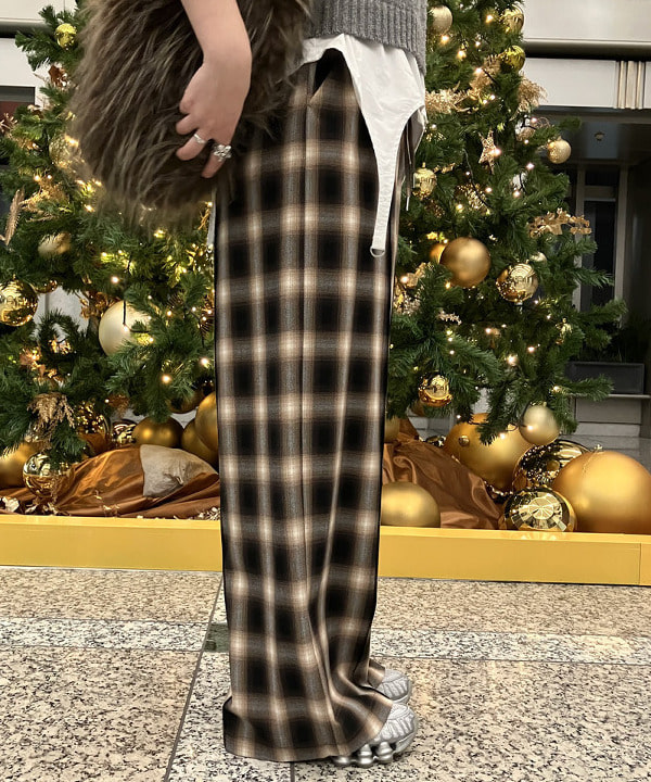 まゆちゃんさんの「BEAMS WOMEN｜ガーターベルト シャツ」を使ったコーディネート