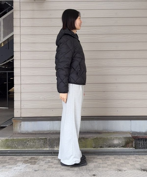 Kanaeさんの「BEAMS WOMEN｜AK+1 / 片畦 アシメトリーネック プルオーバー」を使ったコーディネート