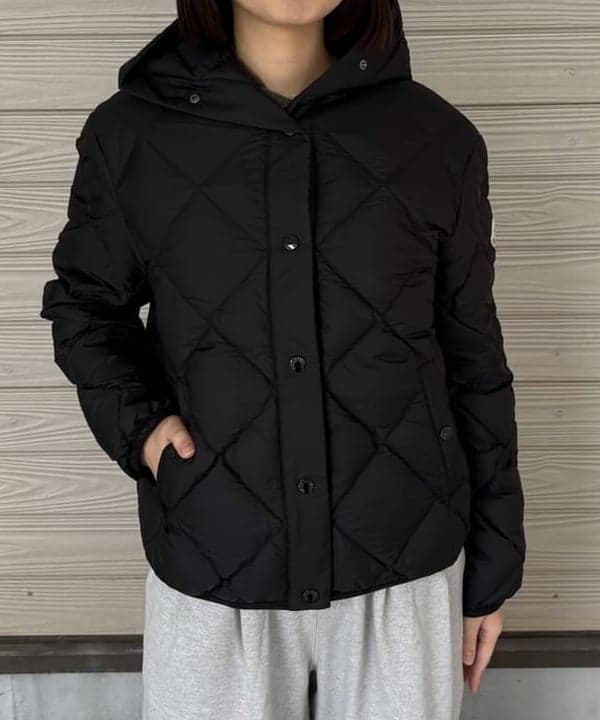 Kanaeさんの「BEAMS WOMEN｜AK+1 / 片畦 アシメトリーネック プルオーバー」を使ったコーディネート