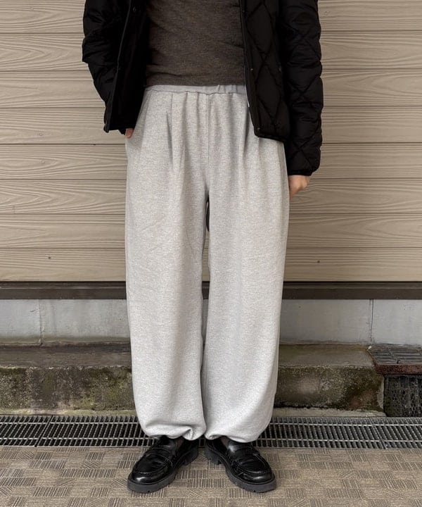 Kanaeさんの「BEAMS WOMEN｜AK+1 / 片畦 アシメトリーネック プルオーバー」を使ったコーディネート