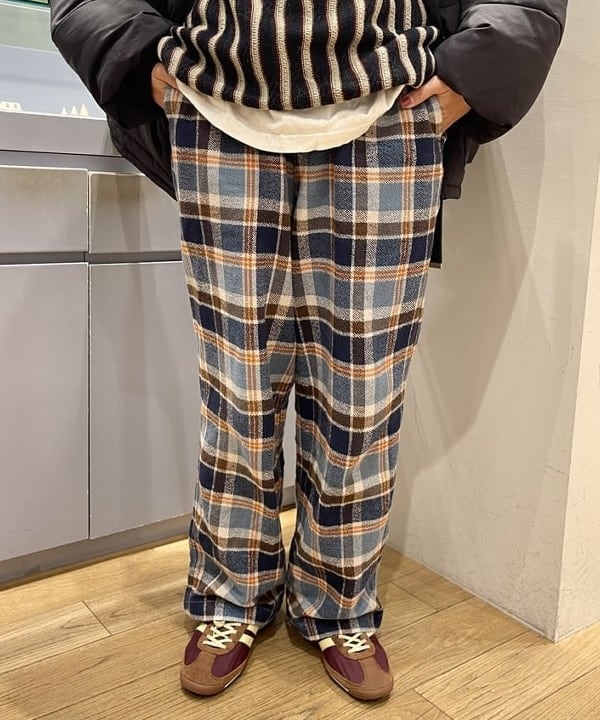 大木さんの「BEAMS WOMEN｜中綿 スタンドカラー ブルゾン」を使ったコーディネート