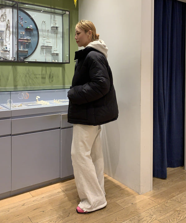 れいなさんの「BEAMS WOMEN｜中綿 スタンドカラー ブルゾン」を使ったコーディネート