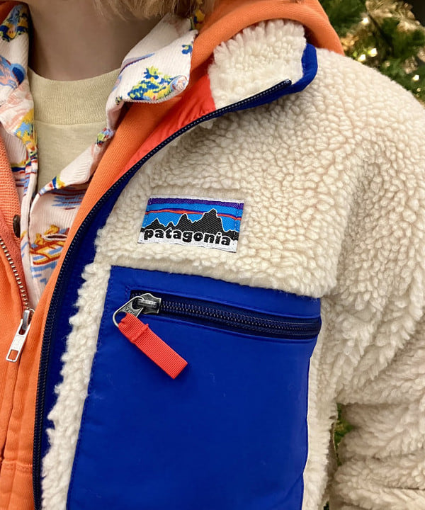 小原 もこさんの「BEAMS WOMEN｜フレア デニム パンツ」を使ったコーディネート