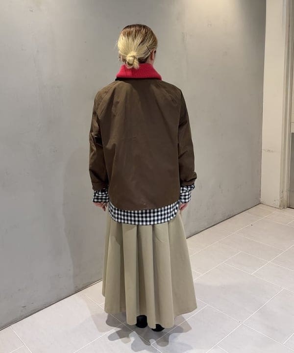 大石彩可さんの「BEAMS WOMEN｜BEAMS PLUS / シャギーギンガムチェック ボタンダウンシャツ」を使ったコーディネート