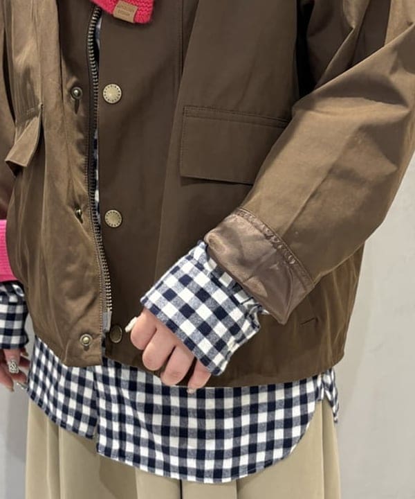 大石彩可さんの「BEAMS WOMEN｜BEAMS PLUS / シャギーギンガムチェック ボタンダウンシャツ」を使ったコーディネート