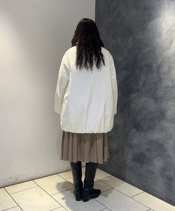 ハルカさんの「BEAMS WOMEN｜チェック キルト ミディスカート」を使ったコーディネート