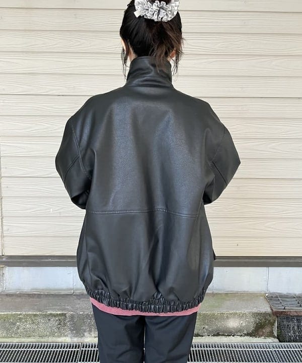 晶さんの「BEAMS WOMEN｜フェイクレザー フライト ジャケット」を使ったコーディネート