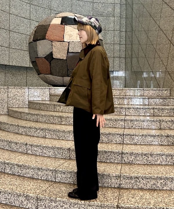 小原 もこさんの「BEAMS WOMEN｜【別注】NEW ERA / チェック 940 Easy Snap」を使ったコーディネート