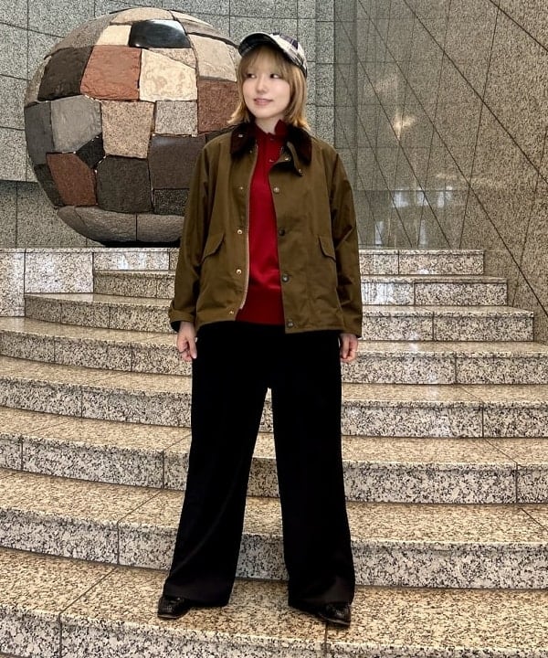 小原 もこさんの「BEAMS WOMEN｜【別注】NEW ERA / チェック 940 Easy Snap」を使ったコーディネート