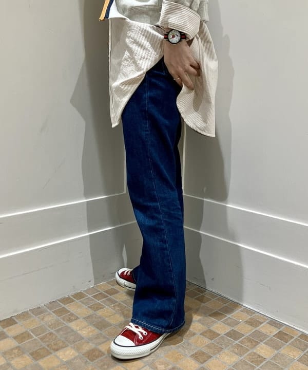 小原 もこさんの「BEAMS WOMEN｜ビッグ ボタンダウン シャツ」を使ったコーディネート