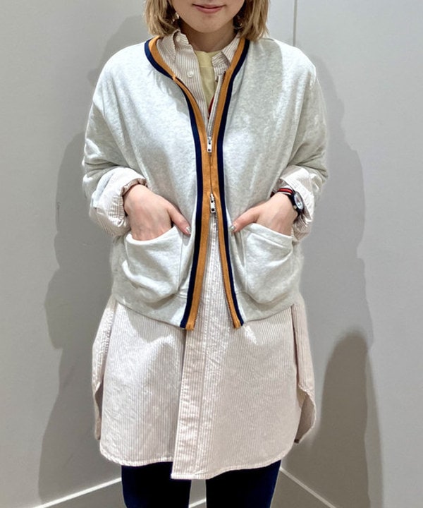 小原 もこさんの「BEAMS WOMEN｜ビッグ ボタンダウン シャツ」を使ったコーディネート