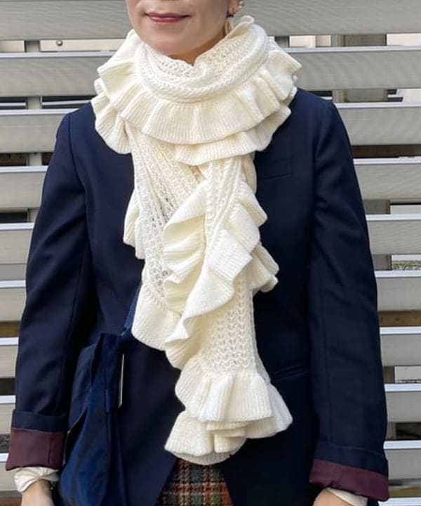 コウリキ　マミさんの「BEAMS WOMEN｜BEAMS BOY / ポリエステル ウール 3ボタン ブレザー」を使ったコーディネート