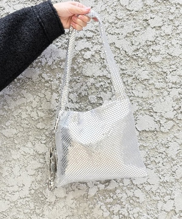 シロヤマさんの「BEAMS WOMEN｜ループ シャギー ジップ ブルゾン」を使ったコーディネート