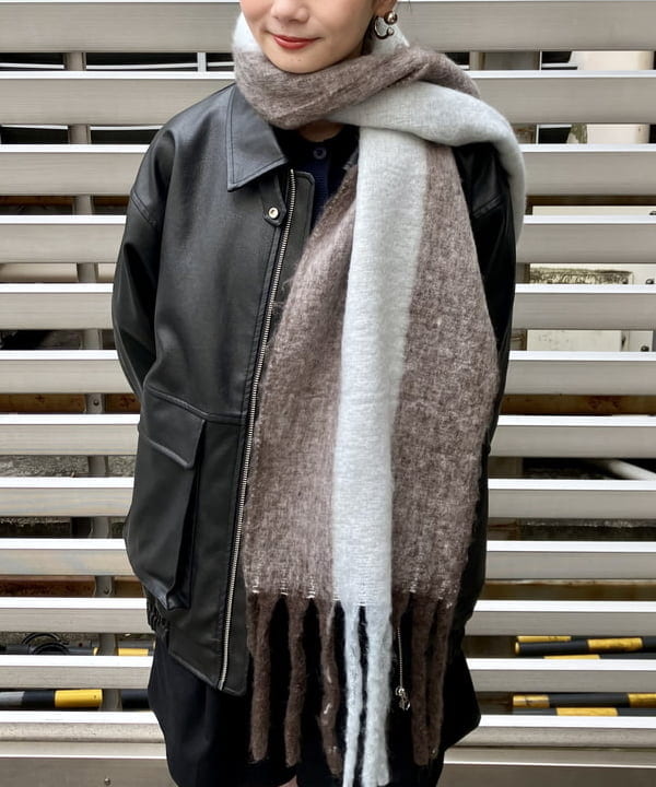 むりょさんの「BEAMS WOMEN｜【別注】FRED PERRY / Tipped Collar Cardigan」を使ったコーディネート