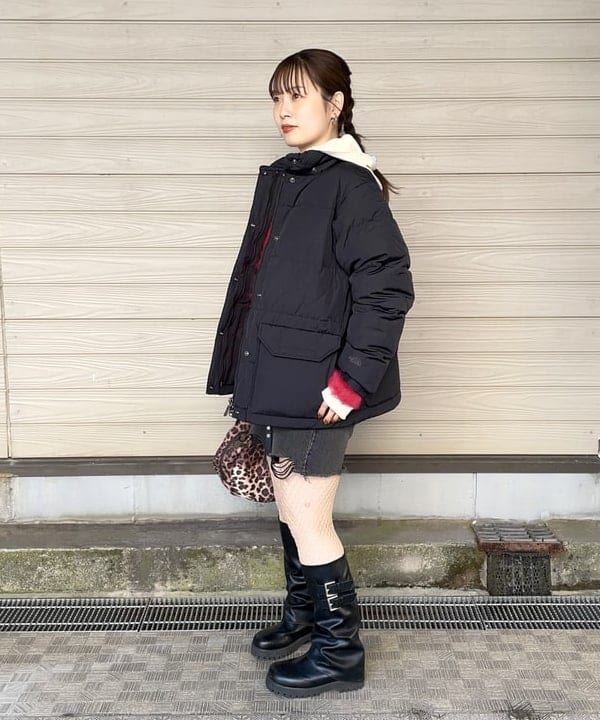 カタヤマ アヤさんの「BEAMS WOMEN｜THE NORTH FACE / キャンプシエラ ショート」を使ったコーディネート