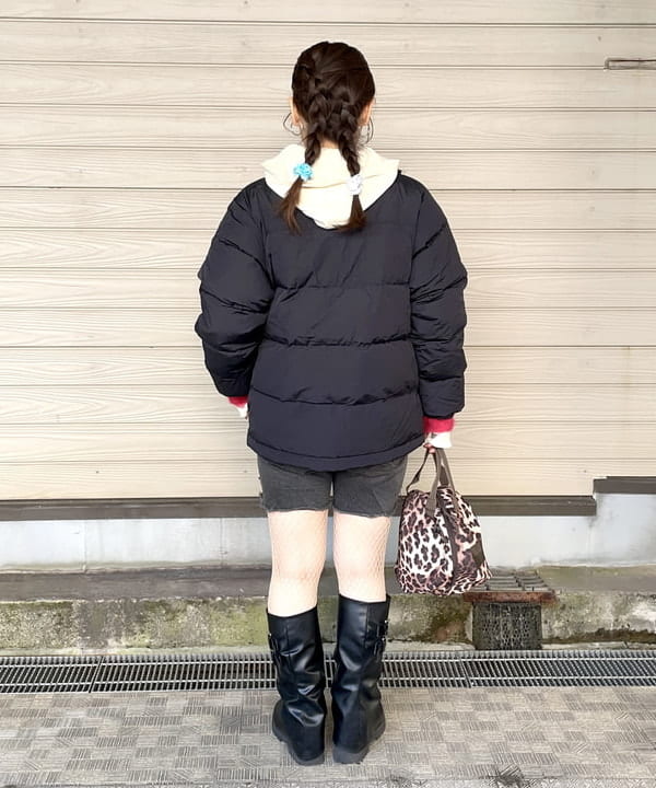 カタヤマ アヤさんの「BEAMS WOMEN｜THE NORTH FACE / キャンプシエラ ショート」を使ったコーディネート