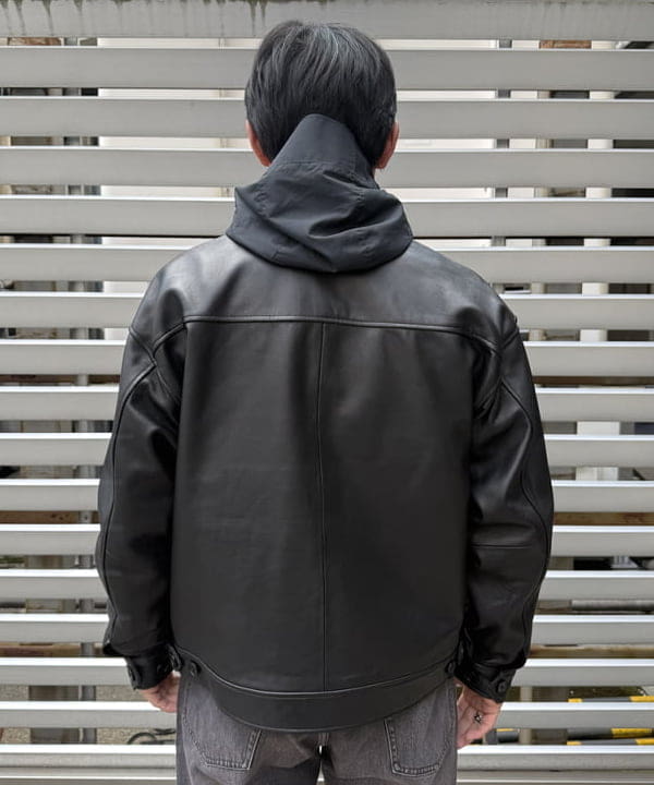 しゅうとさんの「BEAMS WOMEN｜ワイドフィット レザー ジップブルゾン」を使ったコーディネート