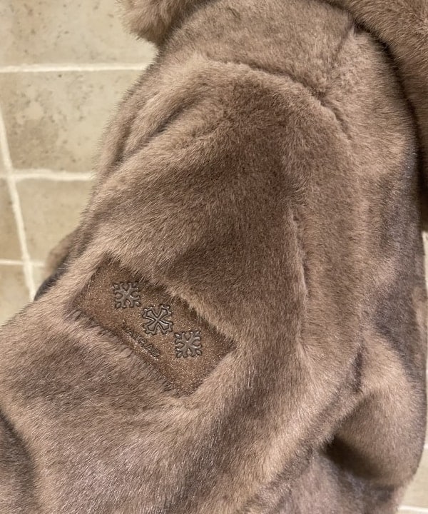 SAKAIさんの「BEAMS WOMEN｜Vネックニット タンクトップ 2WAY セット」を使ったコーディネート