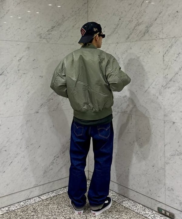 Ryohei Takataさんの「BEAMS WOMEN｜リラックスフィット THERMOLITE(R) MA-1 （撥水）」を使ったコーディネート