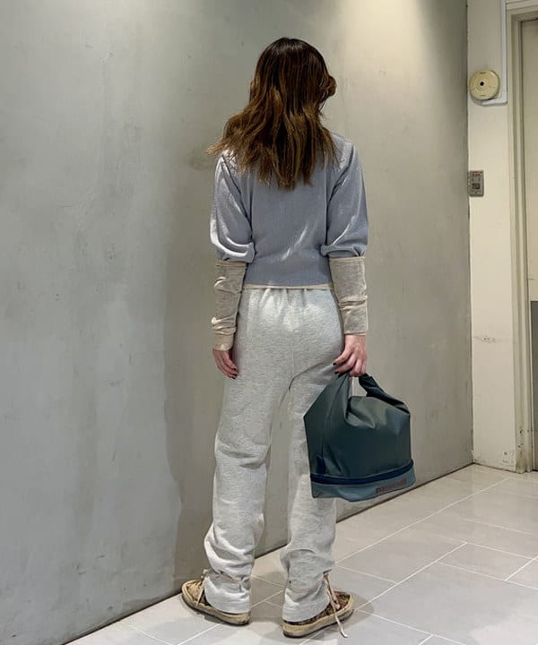 ナツハさんの「BEAMS WOMEN｜ヘム アレンジ スウェットパンツ」を使ったコーディネート