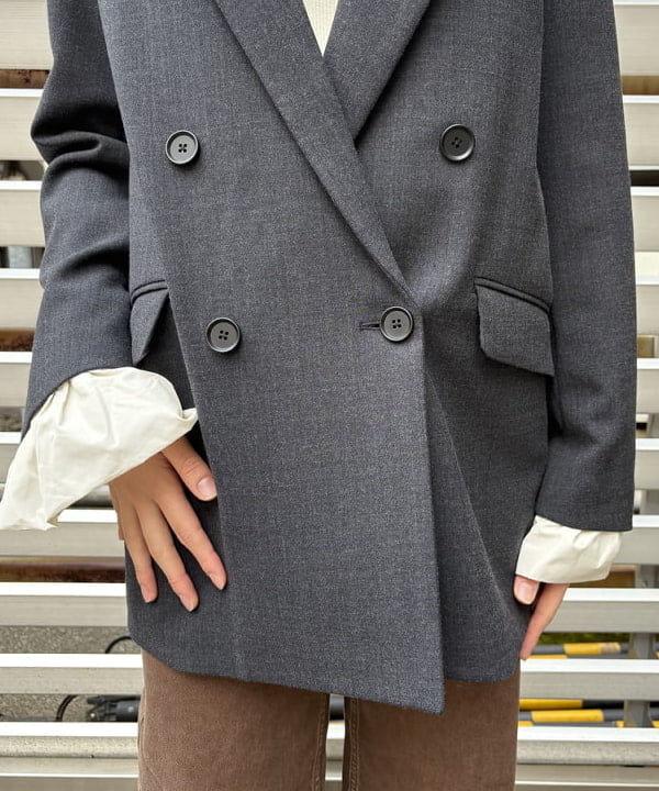 Kanaeさんの「BEAMS WOMEN｜ベルスリーブ クルーネック ニット」を使ったコーディネート