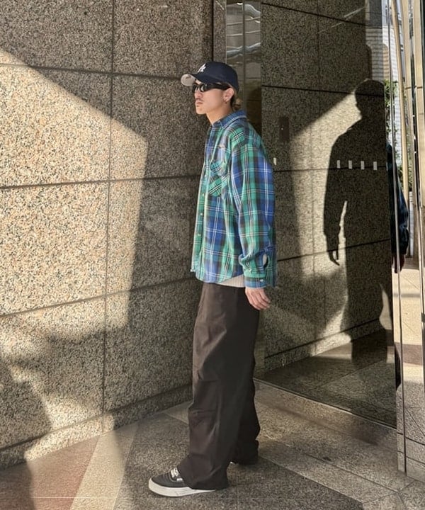 Ryohei Takataさんの「BEAMS WOMEN｜【別注】NEW ERA / 9TWENTY Synthetic Leather」を使ったコーディネート