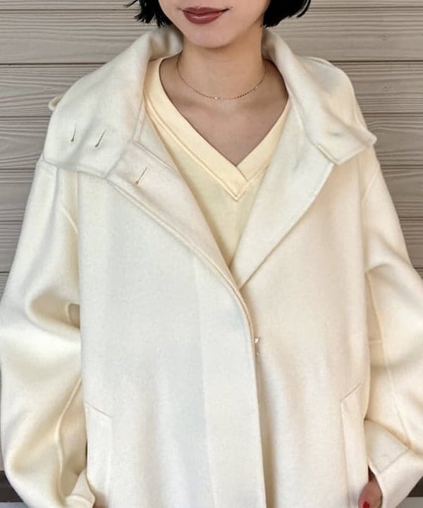 イナダさんの「BEAMS WOMEN｜リバー フーディーコート」を使ったコーディネート