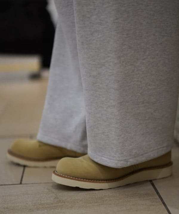 滝沢 一喜さんの「BEAMS WOMEN｜ワイドストレート ウィンドストップ スウェットパンツ」を使ったコーディネート