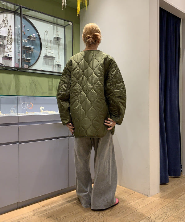 れいなさんの「BEAMS WOMEN｜キルティング ノーカラー ブルゾン」を使ったコーディネート