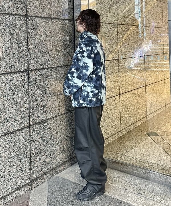 吉田 洸輝さんの「BEAMS WOMEN｜リラックスフィット ボア ブルゾン」を使ったコーディネート