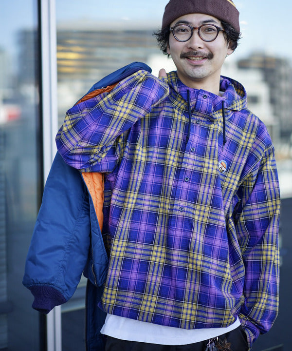 BAKU(東江 漠)さんの「BEAMS WOMEN｜ワイドフィット リフレクター チェック フードシャツ」を使ったコーディネート