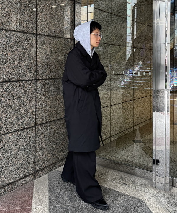 配島 孝明さんの「BEAMS WOMEN｜【別注】LACOSTE / フルジップパーカー」を使ったコーディネート