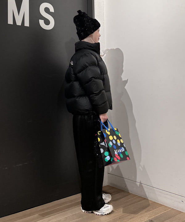 ando naoさんの「BEAMS WOMEN｜スパンコール バッグ」を使ったコーディネート